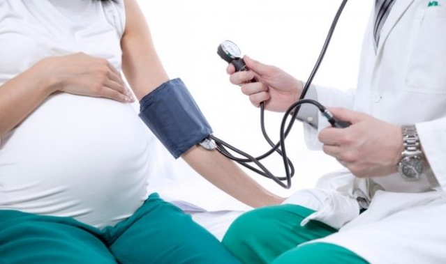 血压升高就等于妊娠高血压？别慌，孕期血压高不高，该这样看！