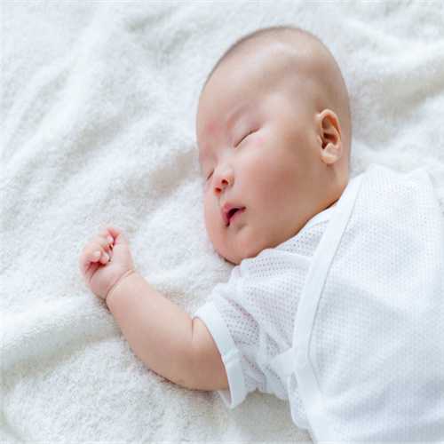 重庆做试管婴儿多少钱一次？